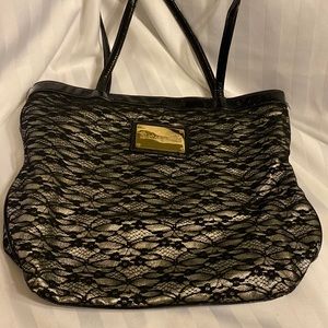 Betseyville tote